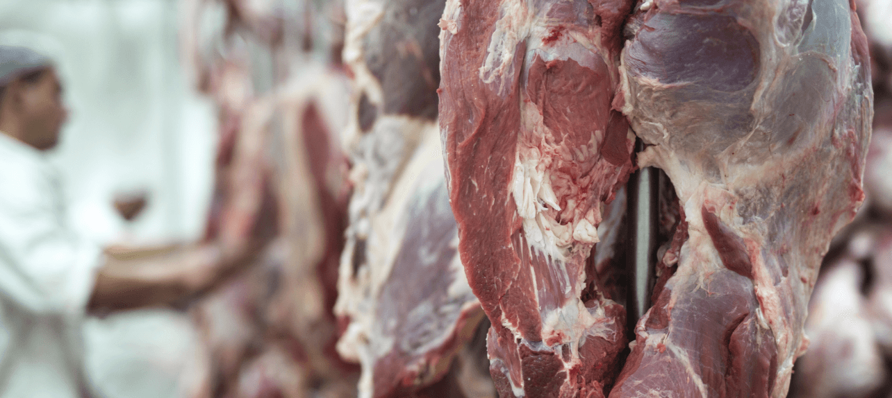 Transporting frozen meat